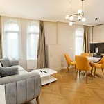 The House Of Pom Apartamento Plovdiv